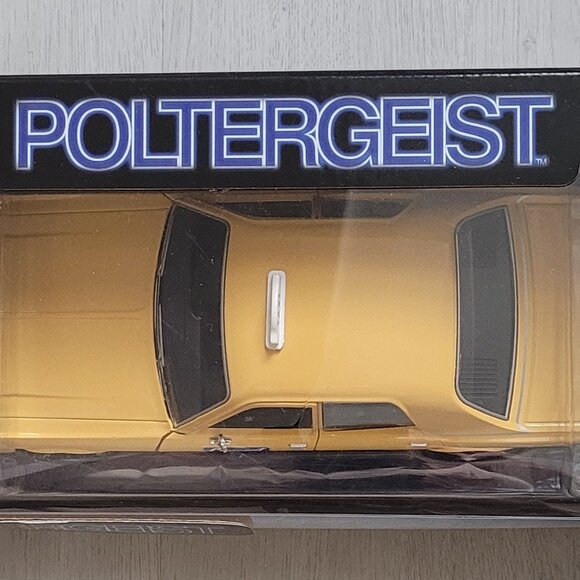 Greenlight Hollywood Series - 1975 Plymouth Fury - Poltergeist (Limited edition) - Picture 2 of 4